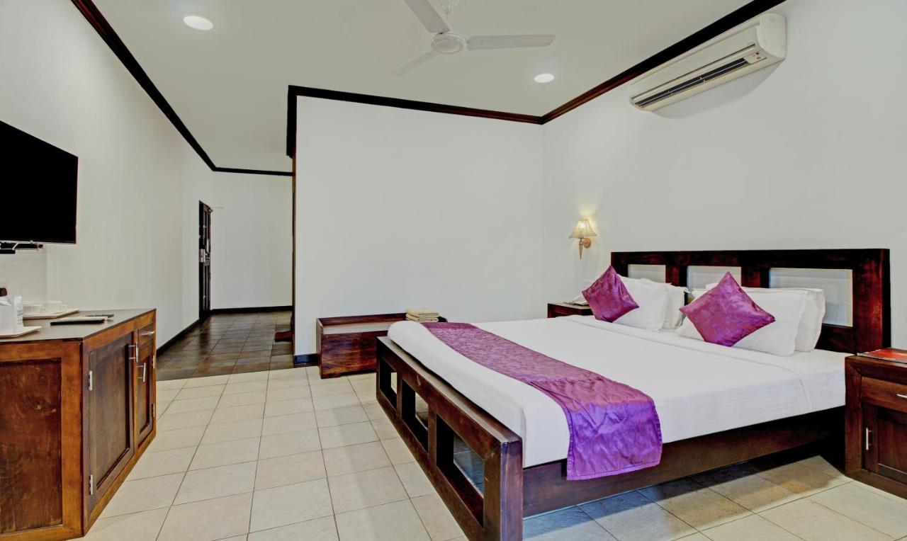 Treebo Premium Travancore Palace Cherthala Alappuzha Esterno foto