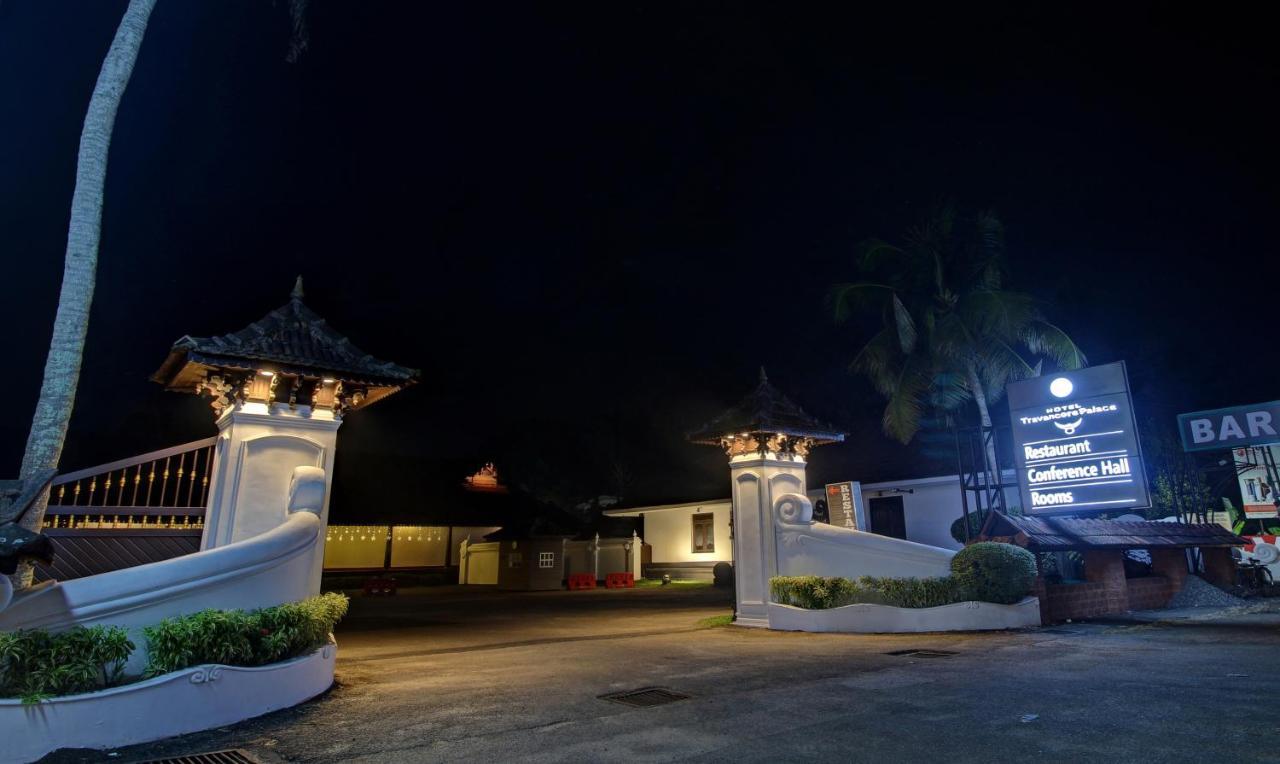 Treebo Premium Travancore Palace Cherthala Alappuzha Esterno foto