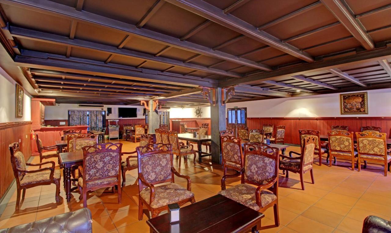 Treebo Premium Travancore Palace Cherthala Alappuzha Esterno foto