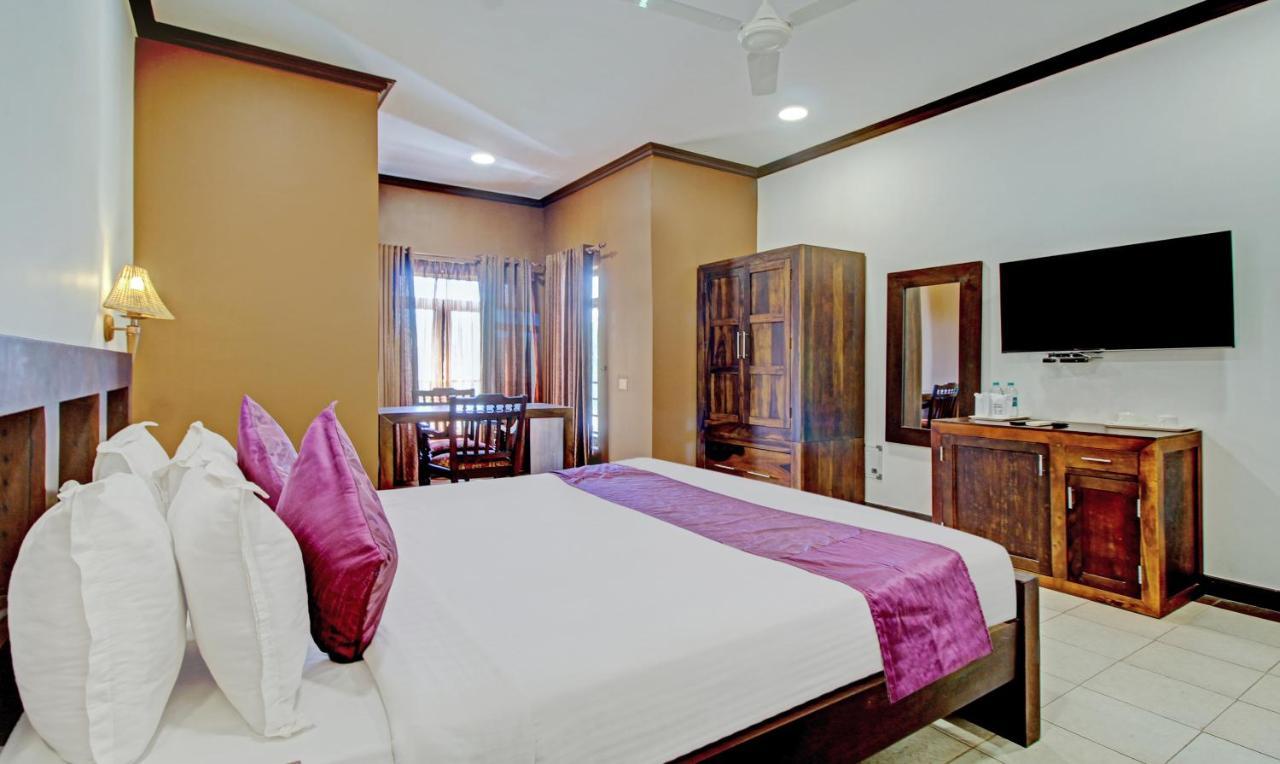Treebo Premium Travancore Palace Cherthala Alappuzha Esterno foto