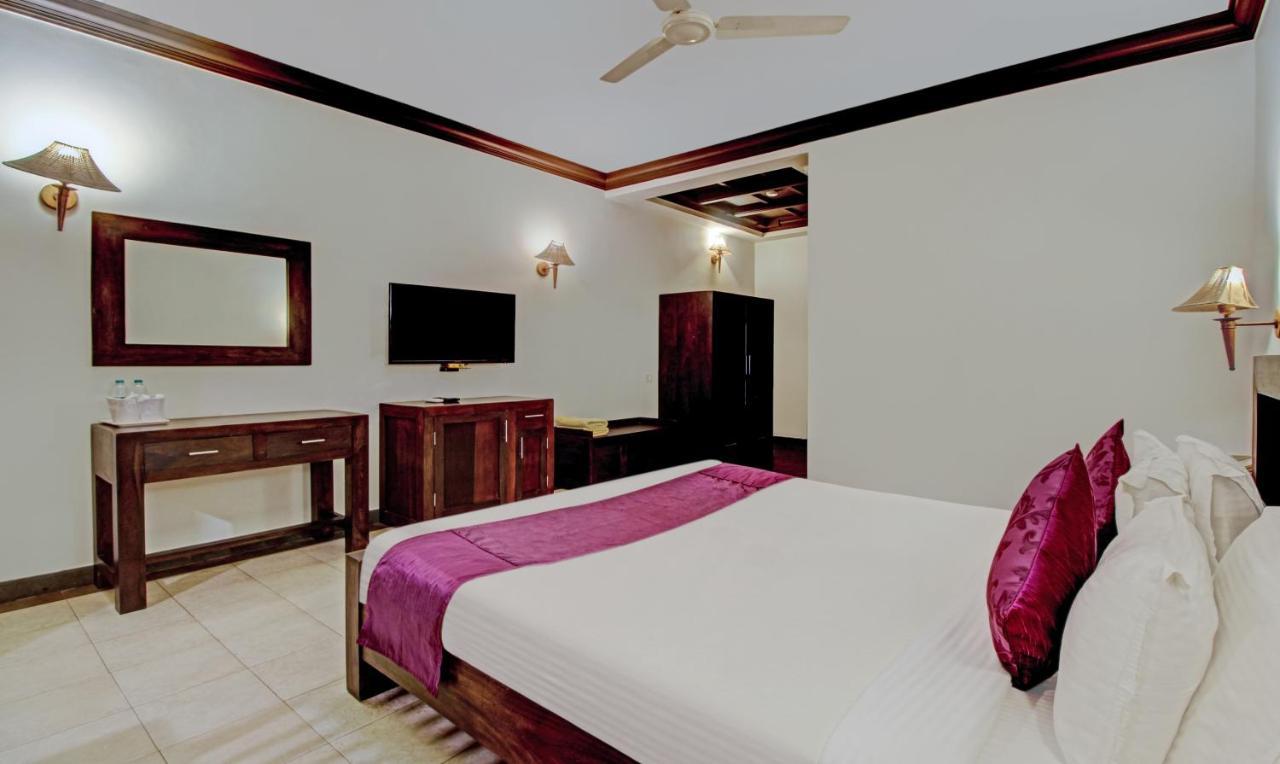 Treebo Premium Travancore Palace Cherthala Alappuzha Esterno foto