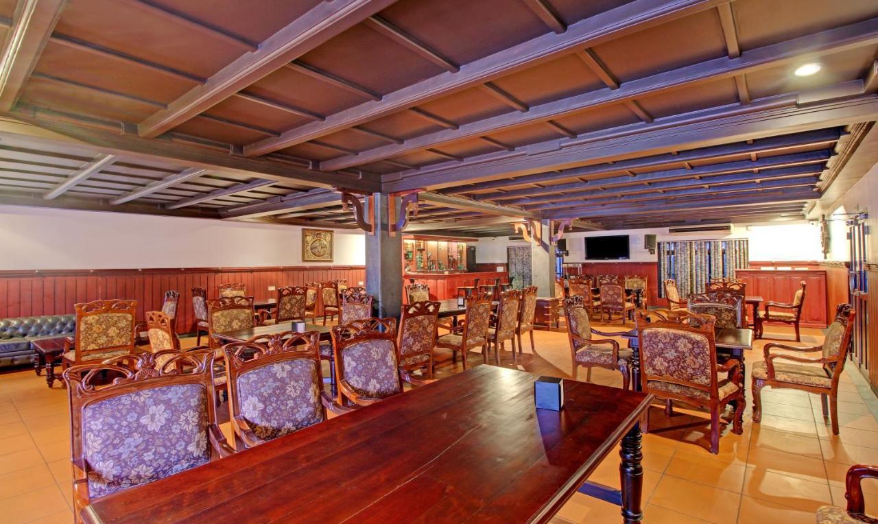 Treebo Premium Travancore Palace Cherthala Alappuzha Esterno foto
