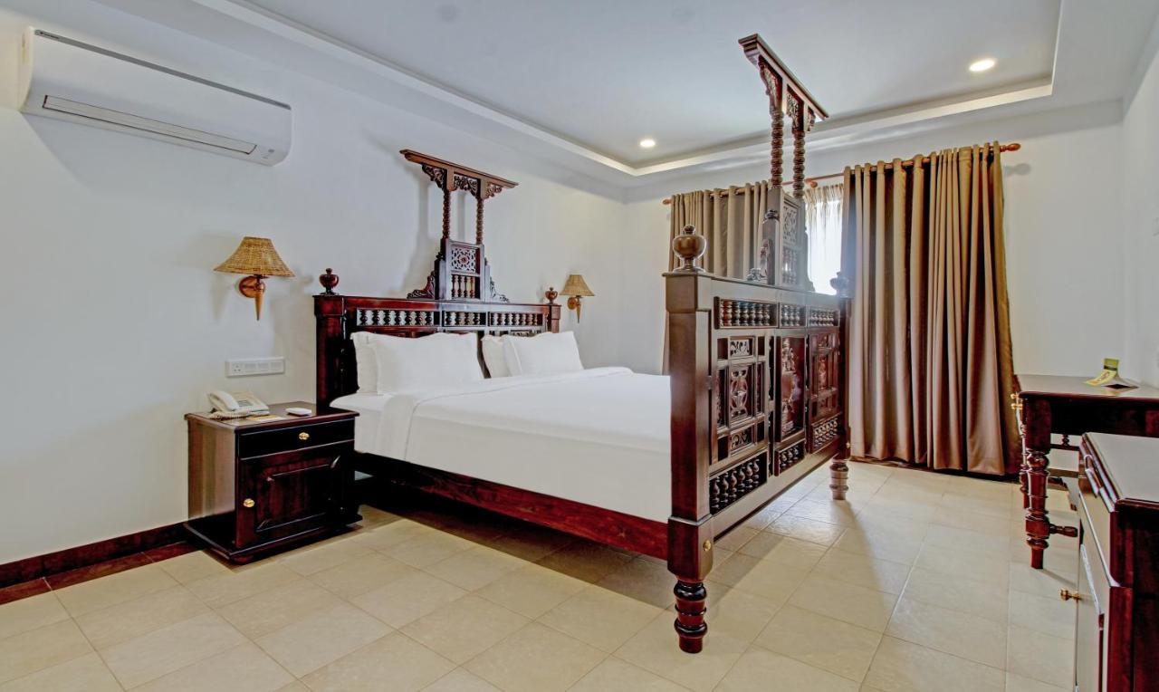 Treebo Premium Travancore Palace Cherthala Alappuzha Esterno foto