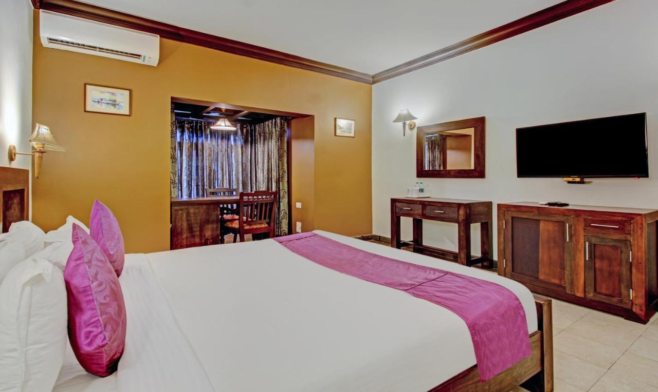 Treebo Premium Travancore Palace Cherthala Alappuzha Esterno foto
