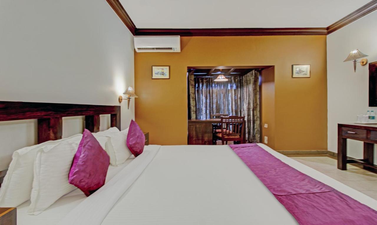 Treebo Premium Travancore Palace Cherthala Alappuzha Esterno foto