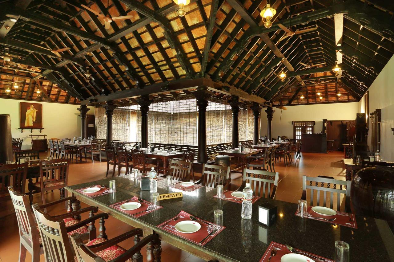 Treebo Premium Travancore Palace Cherthala Alappuzha Esterno foto